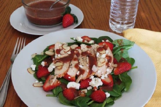 Spinach Salad with Strawberry Vinaigrette recipe