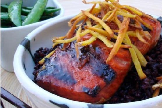 Sweet-N-Smoky Salmon With Ginger Mahogany Rice recipe