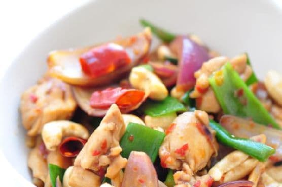 Thai Stir-Fry Chicken With Cashew Nuts recipe